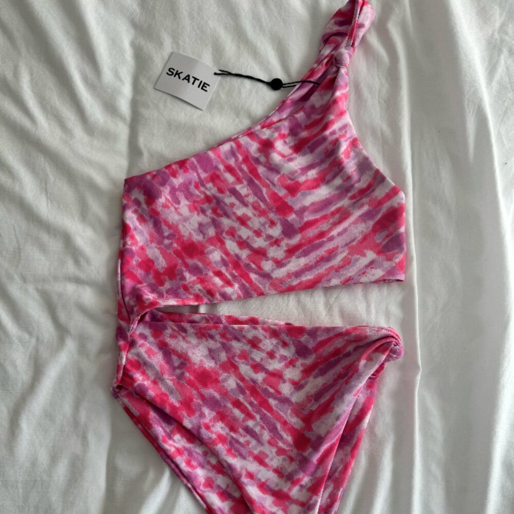 Skatie Nicole One Piece in Moorea - NWT